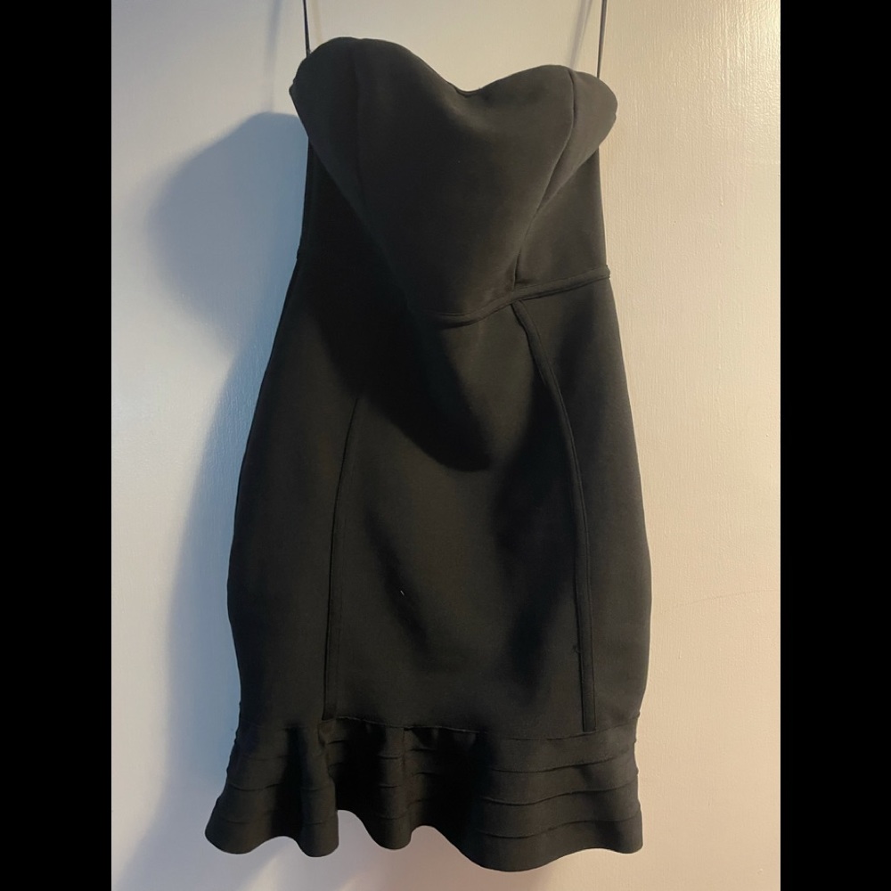 Strapless dress